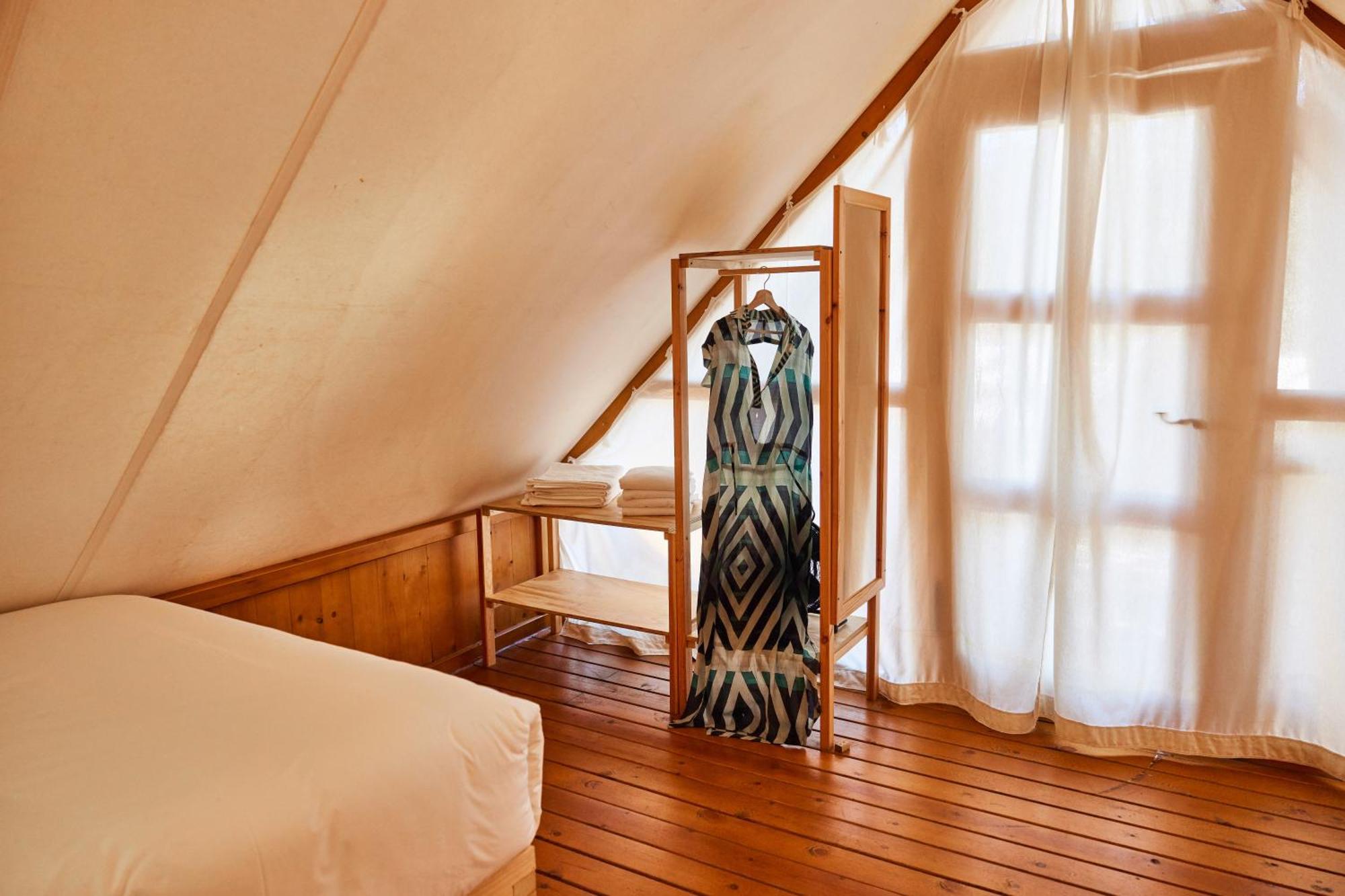 Hotel Taiga Tarifa Punta Paloma Pokoj fotografie